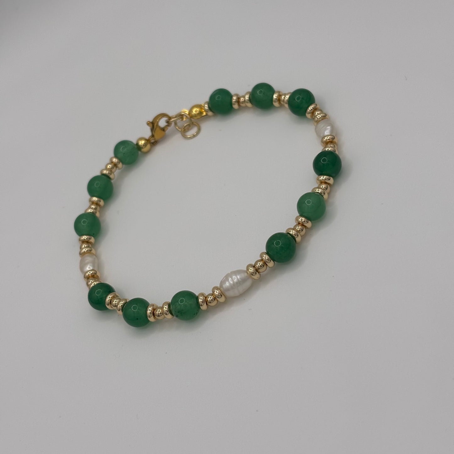 Emerald Tide Pearl Bracelet – Green Natural Stone, Freshwater Pearl & 14K Gold-Plated Beads